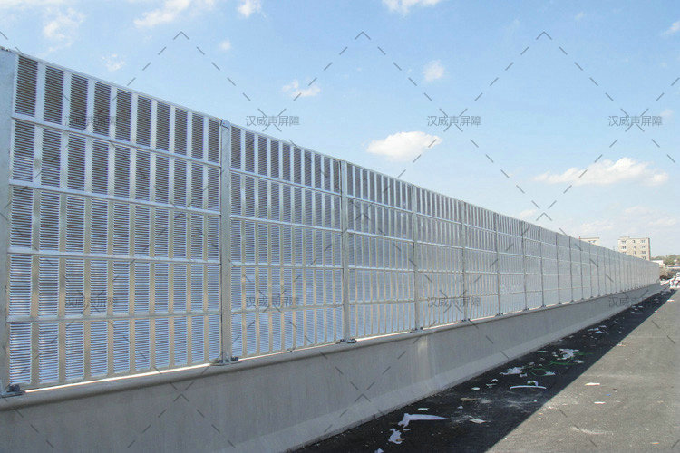 高架桥pvb夹层玻璃声屏障